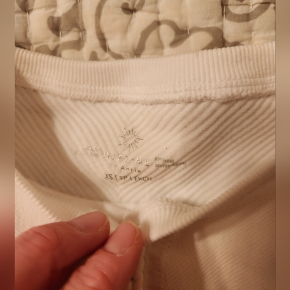 OFFLINE by Aerie Cropped Tank - Picture 2 of 2